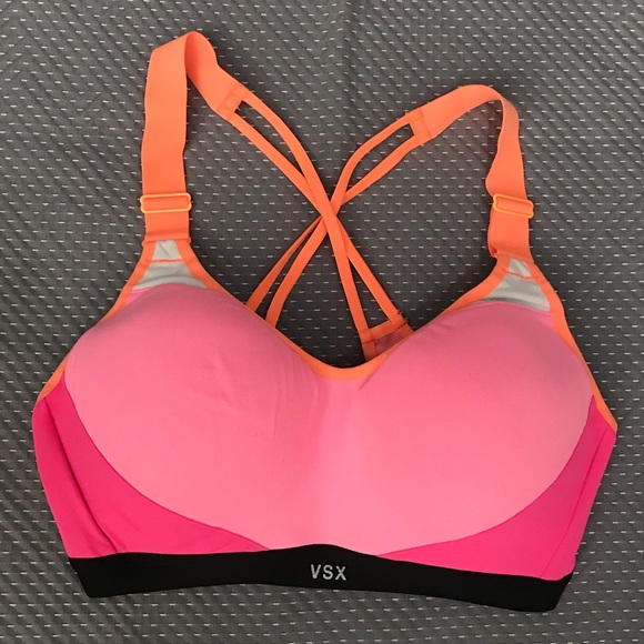 padded underwire sports bra